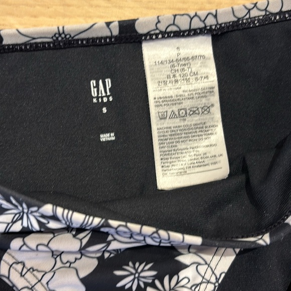 Gap & cat & jack swim bundle size S 6/7 and 8 - Picture 5 of 11
